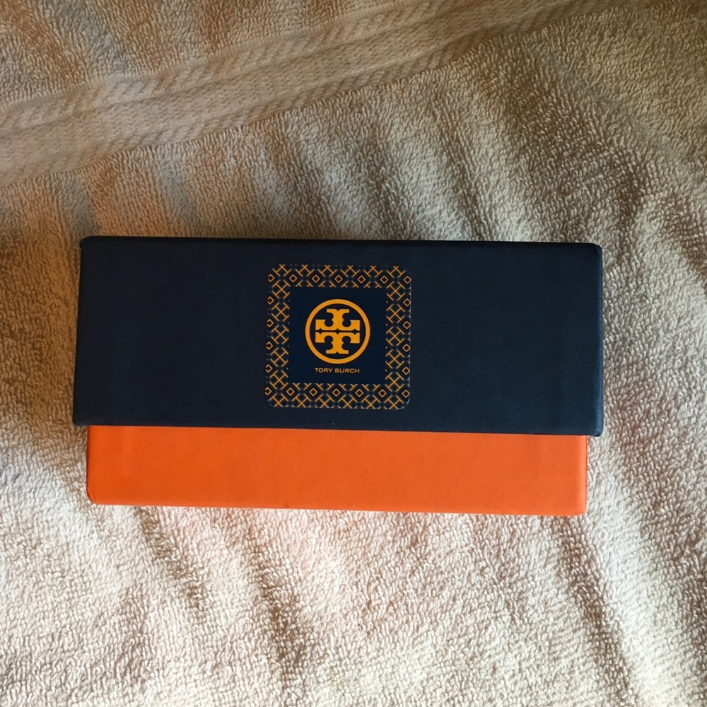 Tory Burch candles